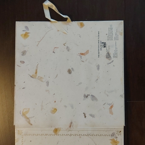 PHOTO ALBUM - Picture 4 of 5